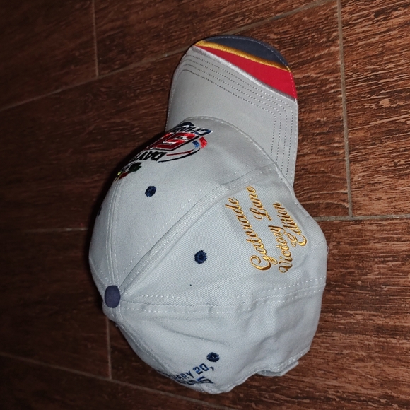 2005 47th Annual Daytona 500 Champion Hat Gatorade Victory Lane Edition. - Picture 8 of 13